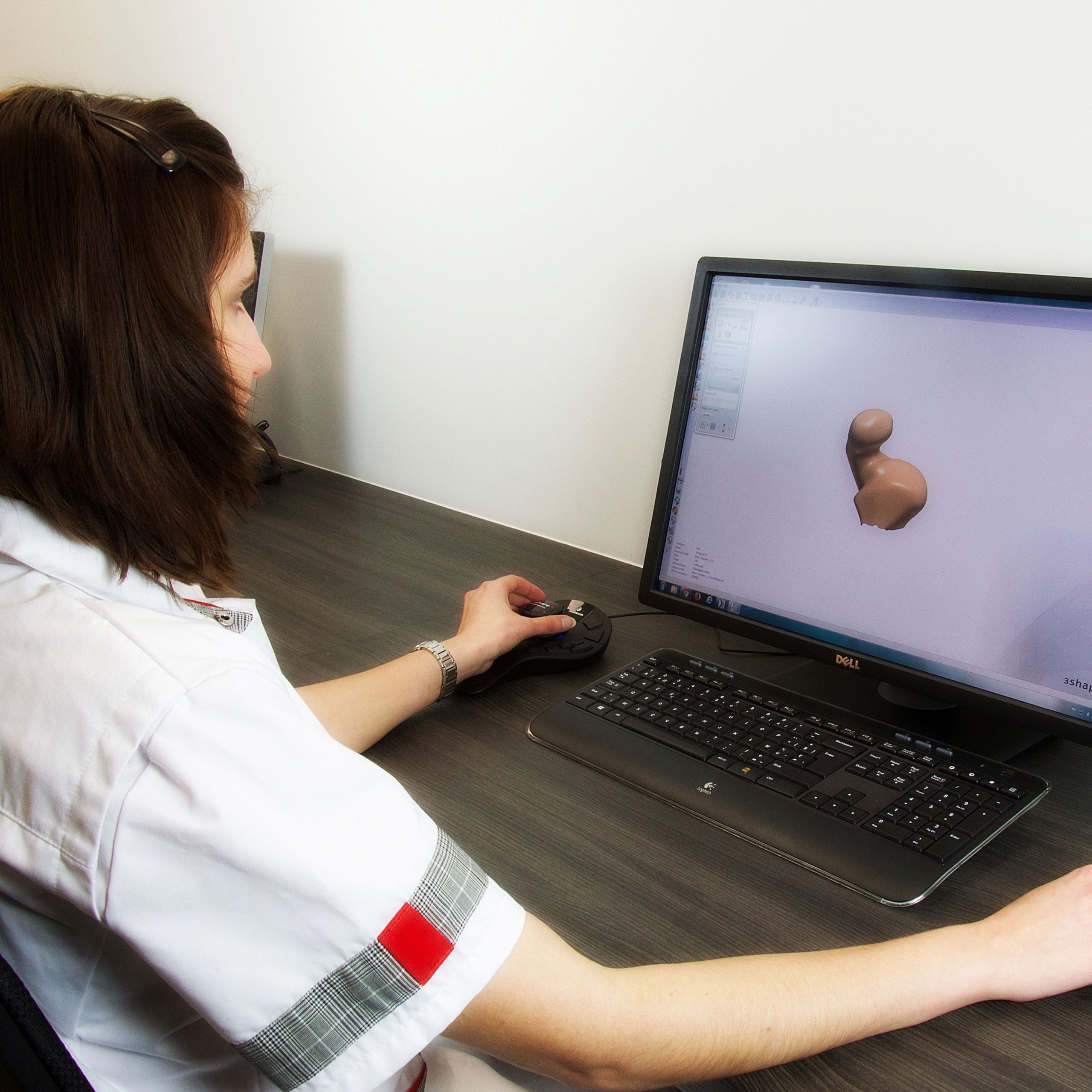 Professionele werkomgeving waar gehoorbescherming belangrijk is